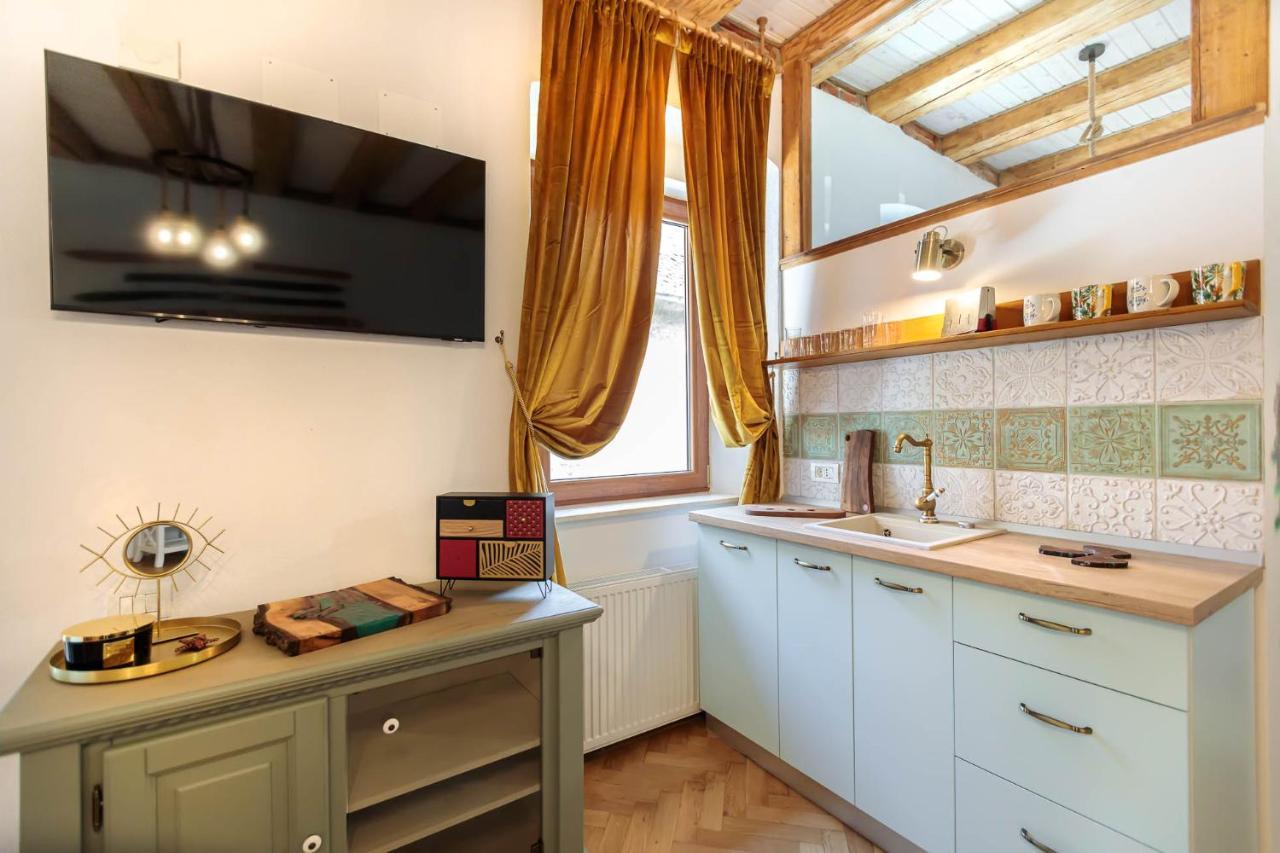 Saint John's 22 Apartment