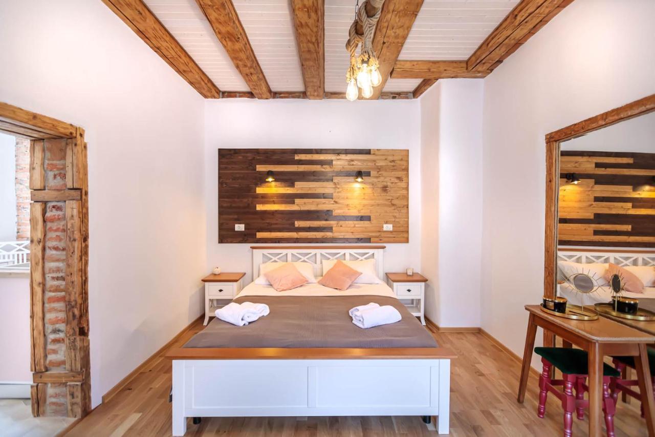 Saint John's 22 Apartment