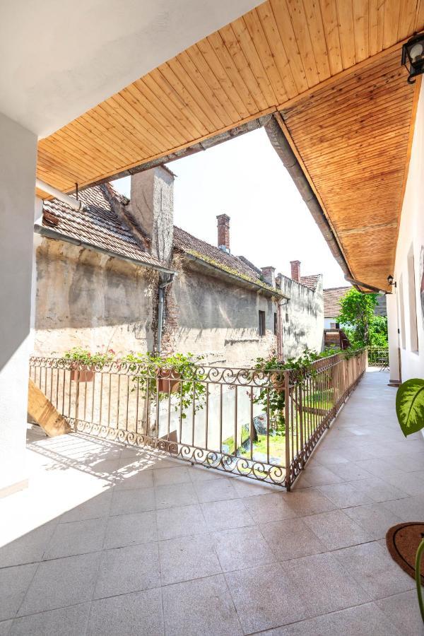Saint John's 22 Apartment Brașov